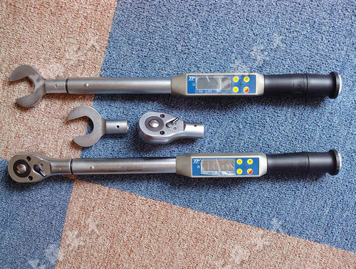 �o����ݔ����Ť������