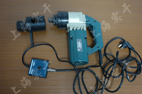 電動定扭力扳手