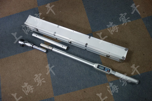 高精度數(shù)顯扭矩扳手